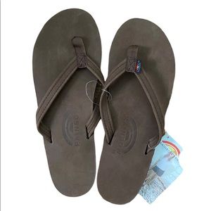 Rainbow chocolate brown strappy sandal. size med